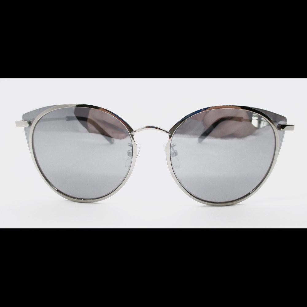 Sunglasses very trendy brand new silver